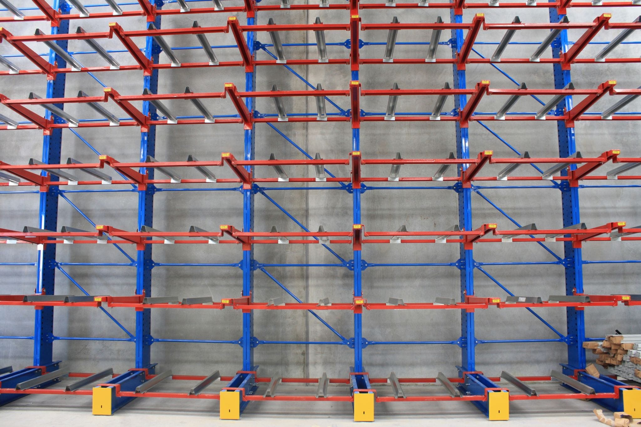 Cantilever Racking 2025 | Top Rack Saudi