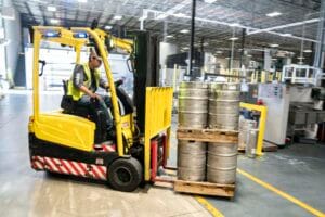 forklift--in-warehouse-TOP RACK